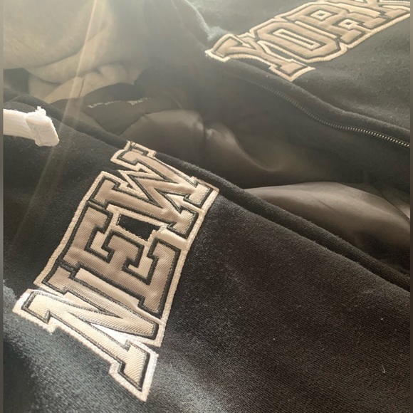 Large New York hoodie sweater with color block arms - Picture 6 of 6